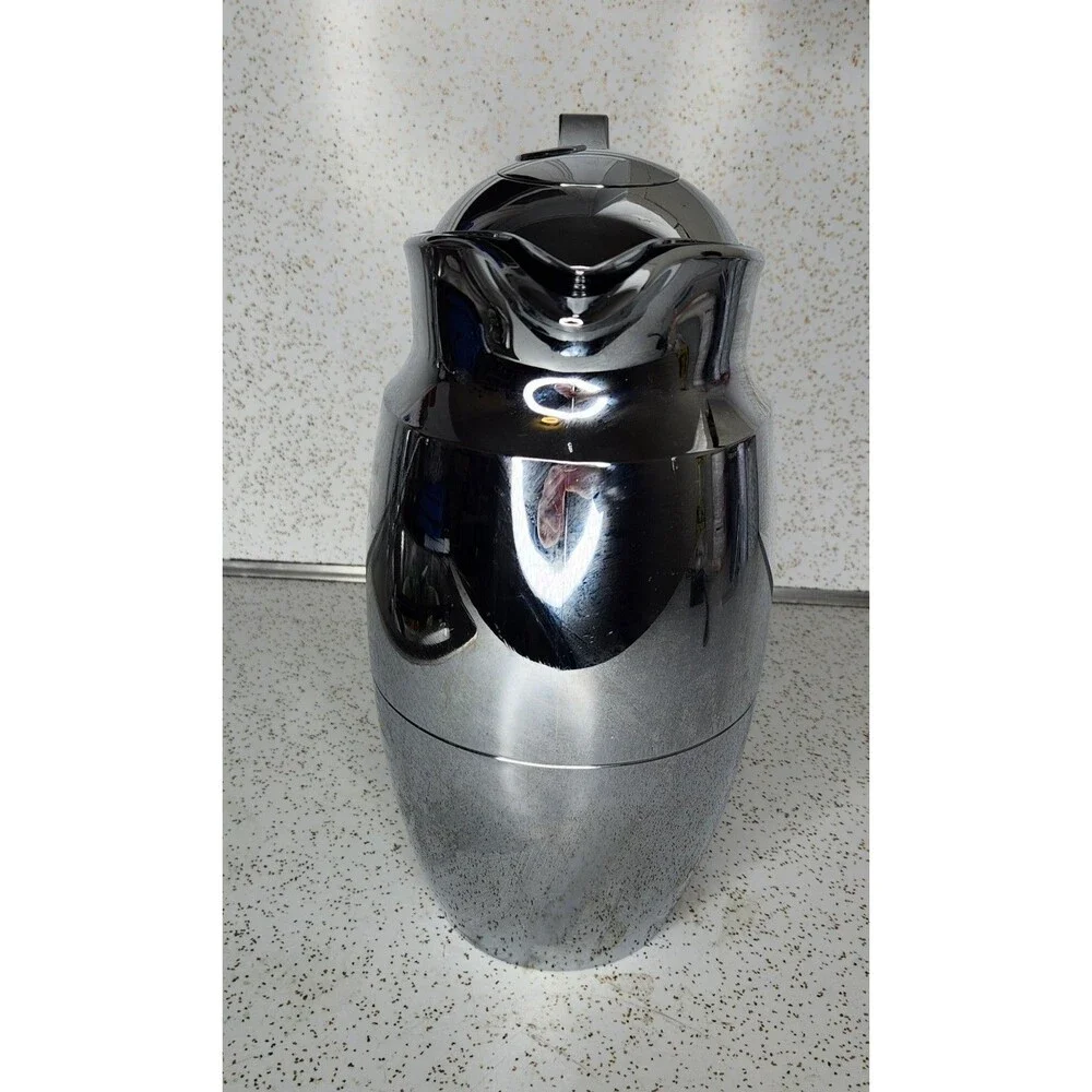 PAMPERED CHEF 42 Oz Chrome Finish Carafe Thermal Glass Liner Hot or Cold